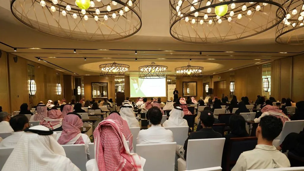 Ministry of Tourism Qualifying Workers in the Tourism Sector