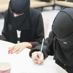تقدم كايزن برنامجين للتوجيه يربطان 110 مترجمين بموجهين، ويعملان على بناء مهارات الترجمة، ووضع المعايير، ومؤشرات الأداء الرئيسية، ومنصة التتبع، والاستبيانات، والتوصيات النهائية.